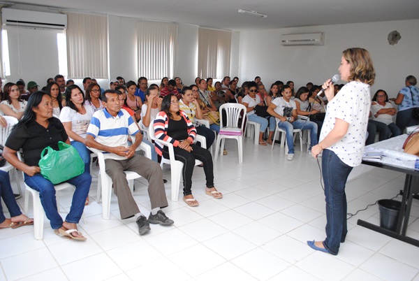 Funcionários da secretaria municipal de saúde recebem treinamento do E-SUS em Caraúbas