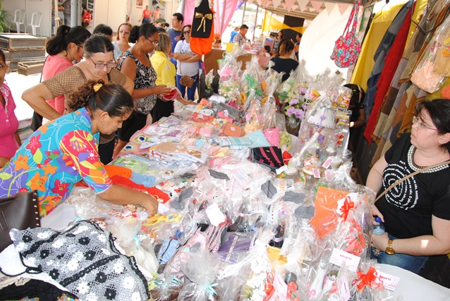 1ª feira de Exposição Agropecuária de Caraúbas movimenta comércio local