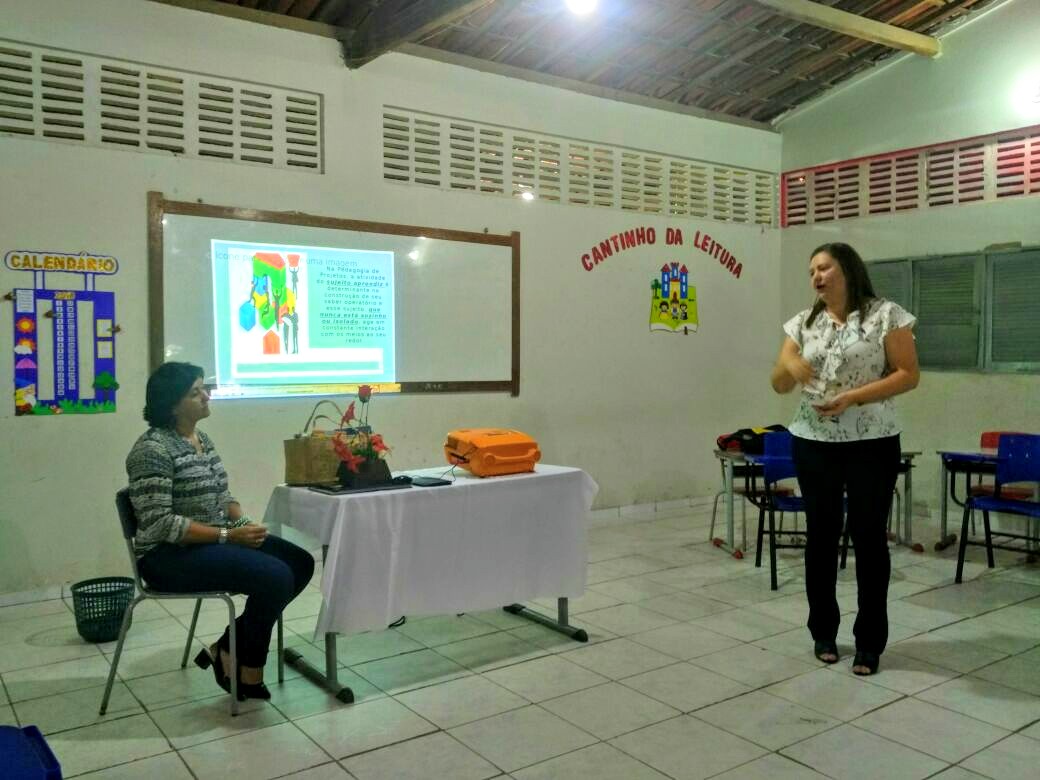 Equipe da Secretaria de Educação participa de planejamentos realizados pelas escolas municipais de Caraúbas