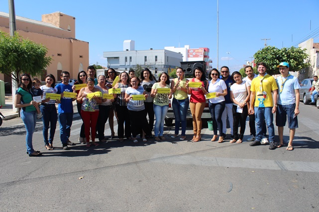 Secretaria de Saúde realiza adesivaço dentro da Campanha “Setembro Amarelo” em Caraúbas