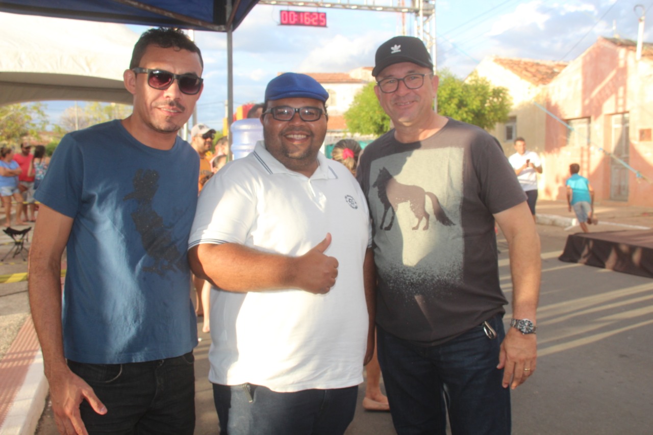 Vice-prefeito Paulo Brasil  prestigia a II Corrida da Ufersa/Etapa em Caraúbas