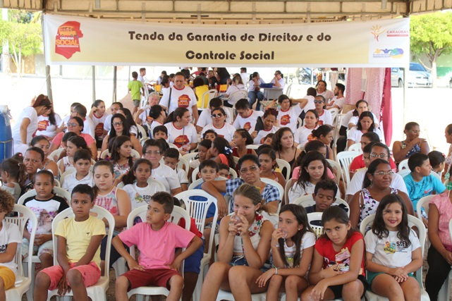 Caravana Social promovida pela prefeitura no Alto São Severino tem encerramento com apresentações culturais