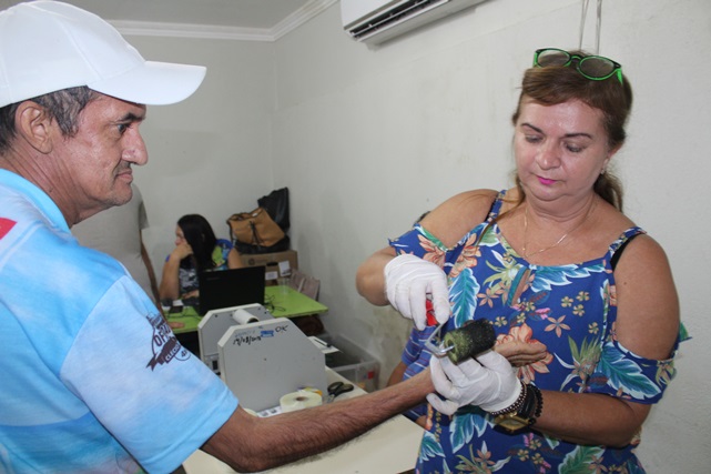 Assistência Social leva 1378 atendimentos ao bairro Leandro Bezerra durante “Caravana Social” em Caraúbas