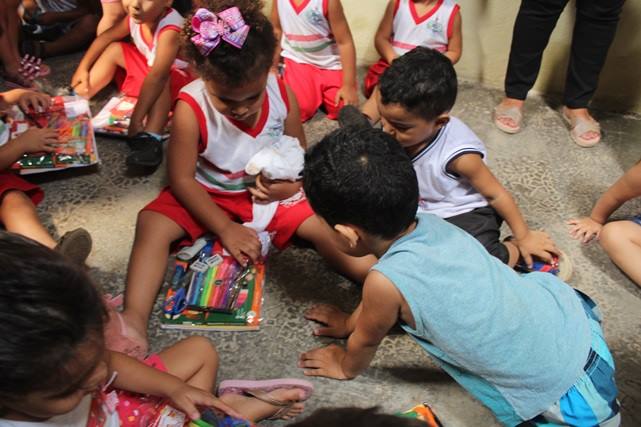 Aproximadamente três mil alunos são contemplados com material escolar gratuito pela Prefeitura de Caraúbas