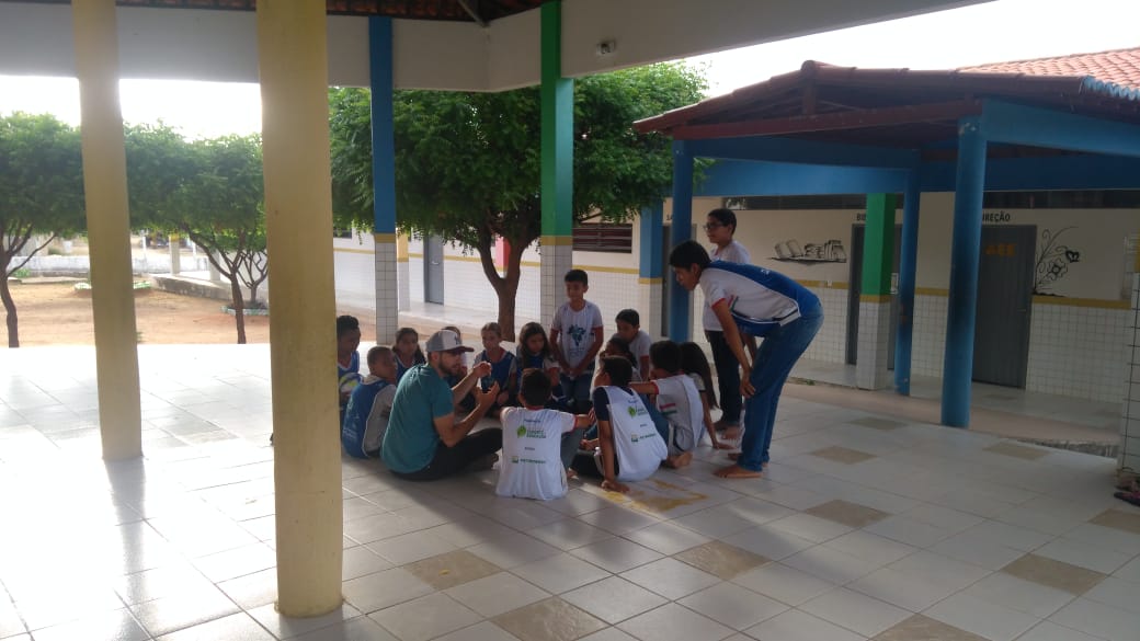 Escola Leônia Gurgel recebe visita da coordenadora do Instituto Ana Mozer parceiro em Projetos Esportivos desenvolvidos em Caraúbas