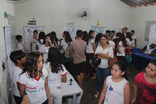 Escola Jonas Gurgel realiza quarta Mostra Científica em Caraúbas