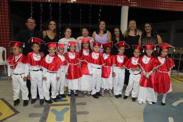 Creche Modelo Jesumira Fernandes de Góis realiza sua primeira Colação de Grau em Caraúbas