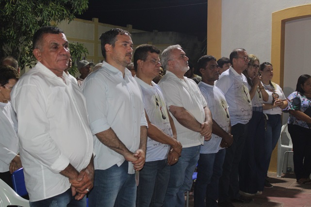 Prefeito Juninho Alves e o vice-prefeito Paulo Brasil participam da procissão de encerramento da Festa de São Sebastião 2020