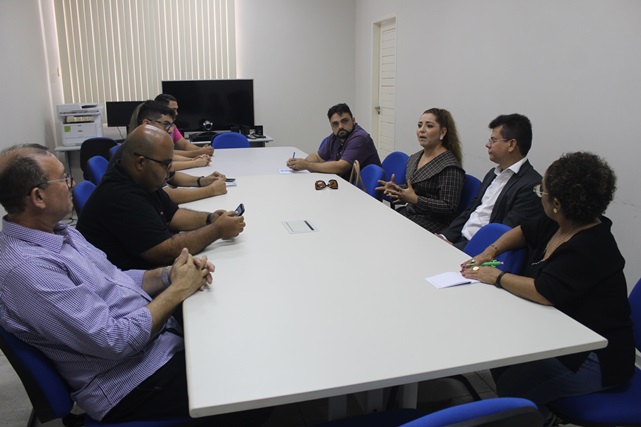 Pré-candidata a Reitora da Ufersa apresenta projeto prefeito Juninho Alves e pede apoio do município de Caraúbas