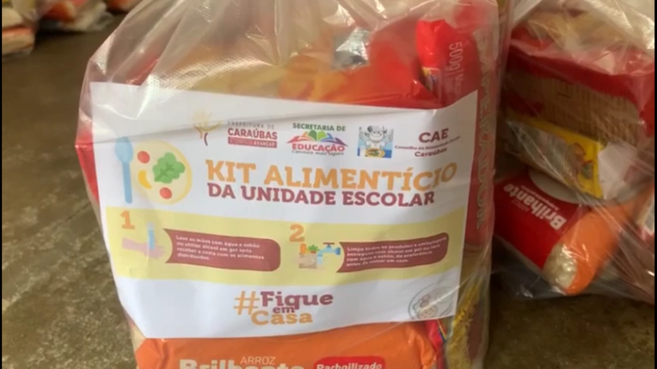 Município prepara cestas de alimentos que serão distribuídas às famílias dos alunos da rede municipal