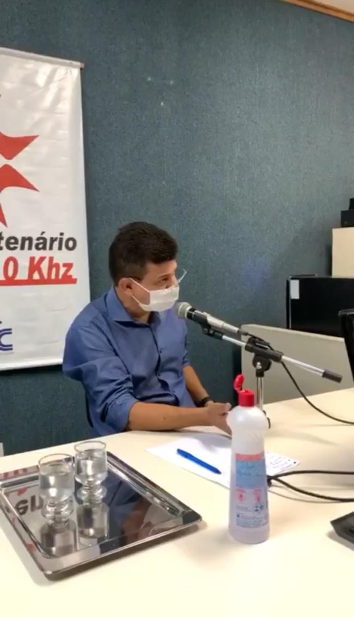 Prefeito Juninho Alves avalia Lockdown durante entrevista na Rádio Centenário de Caraúbas