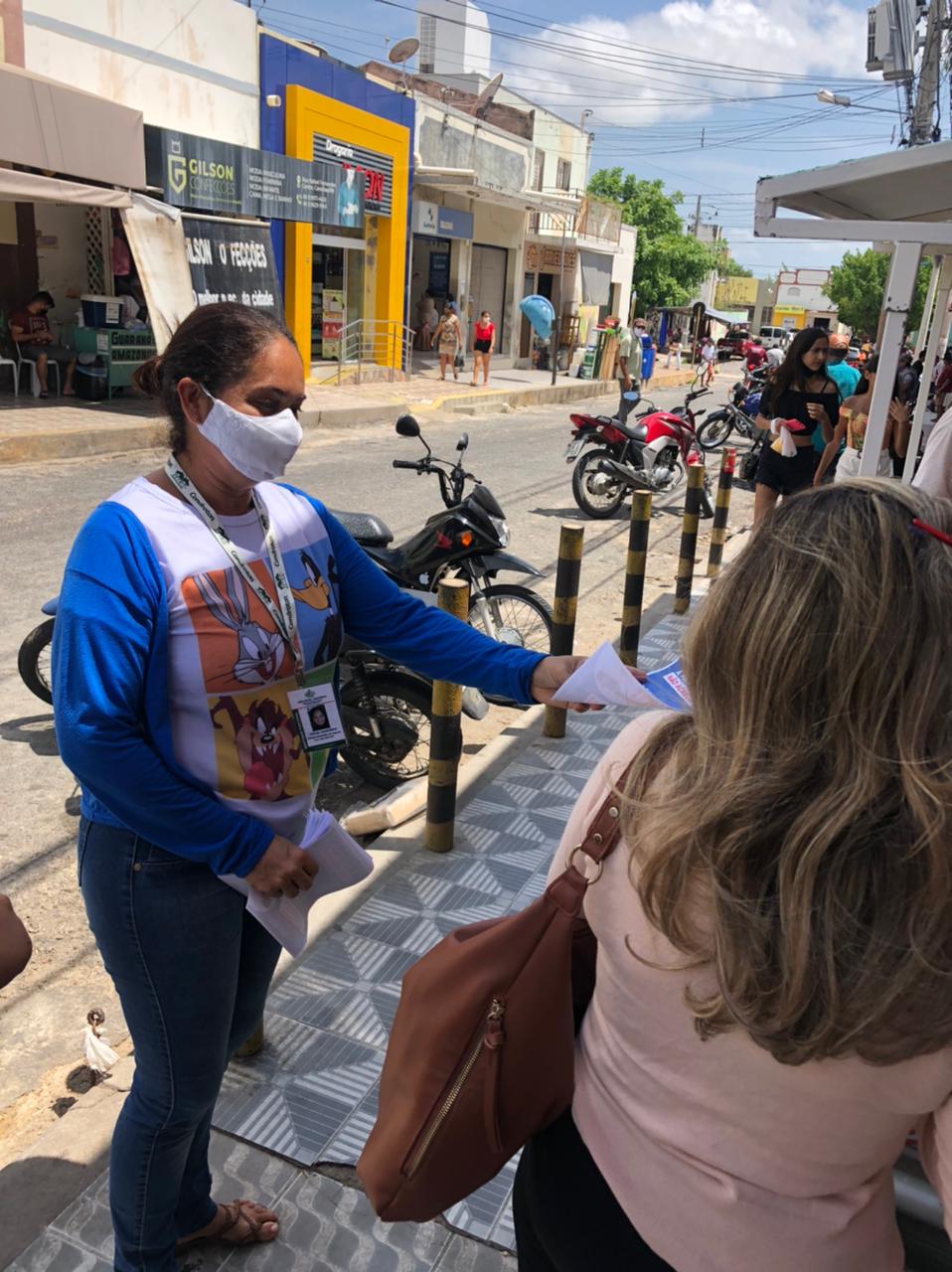 Vigilância Sanitária realiza blitz educativa no centro de Caraúbas