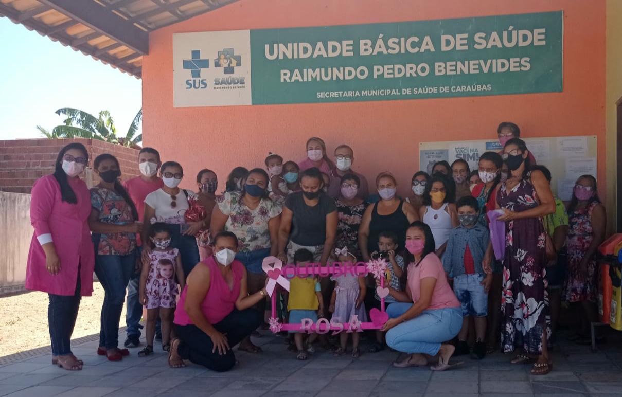 Secretário de Saúde participa de ação da campanha Outubro Rosa da UBS no conjunto Maria Bandeira