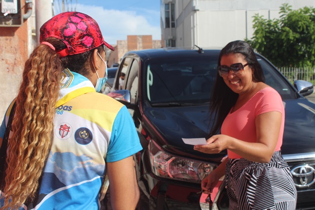 Creas realiza blitz sobre violência contra crianças e adolescentes no centro de Caraúbas