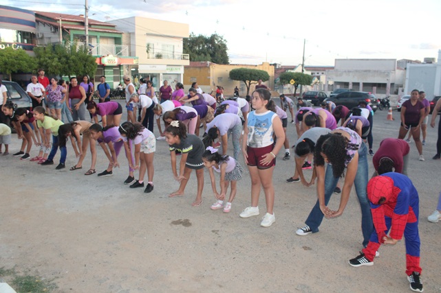 Prefeitura de Caraúbas realiza abertura oficial do Agosto Lilás com programação voltada para mulheres